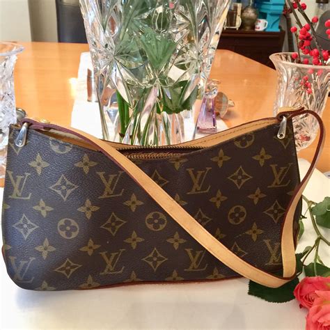 replica louis vuitton pochette|vintage louis vuitton totes.